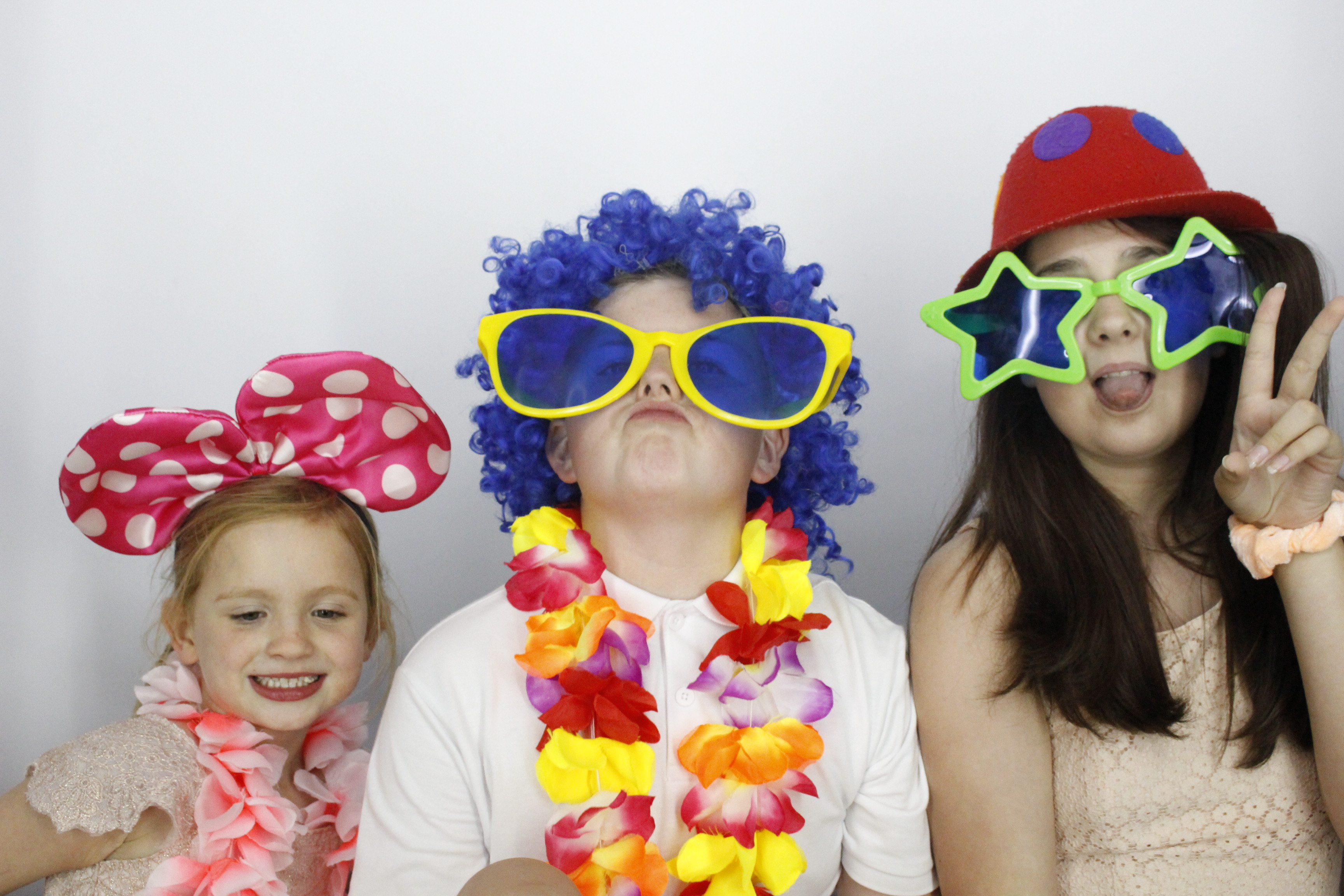Sam & Rachel's Wedding | View more photos from the event at gallery.myphotoboothexperience.co.uk/u/MyPhotoBoothExperienceLtd/Sam-Rachels-Wedding
